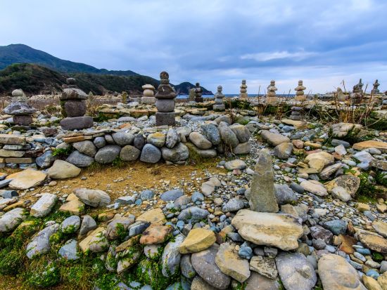 上五島貸切観光タクシー　龍観山展望所＋極楽寺＋土井ノ浦教会＋日島の石塔群＋有福教会＋中ノ浦教会＋桐教会＋米山展望台＋奈良尾のあこう樹＜5時間＞ by若松タクシー