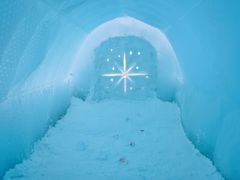 pixta_83094544_M