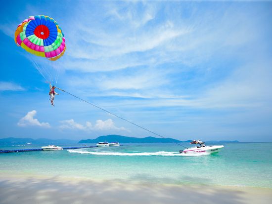 コーラル島日帰りツアー＋人気スパ｜スピードボートで15分！白い砂浜＆透き通る海を満喫＋癒しのスパ体験＜日本語ガイド/ランチ付／空港送りプランあり＞