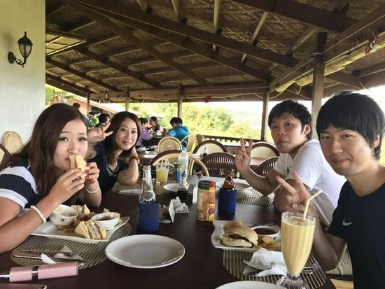 トゥマログの滝 ランチ