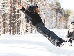 rovaniemi_easy-snowmobile-safari-1_michael-mead_1920x1282
