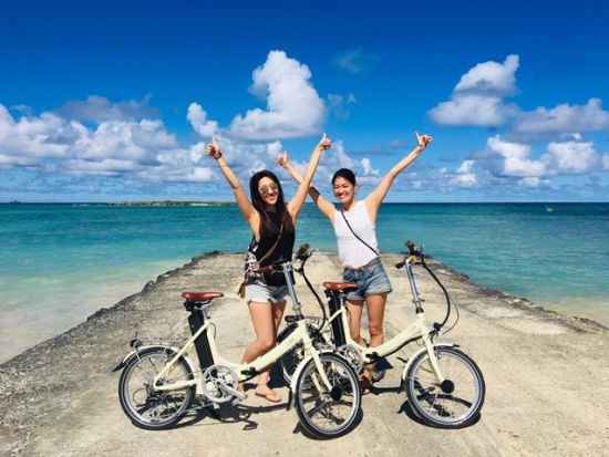 ダイヤモンドヘッド日の出ハイキング＋カイルア自由散策　自転車レンタル付きプランもご用意！＜1日＞