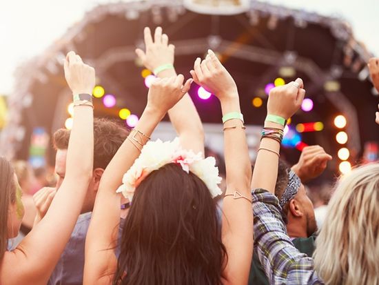 Generic_musicfestival_shutterstock_298767080
