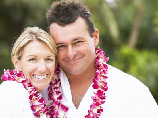 レイ・グリーティングサービス　新鮮な草花を使った種類豊富なレイから選べる！グループやハネムーンプランあり＜ダニエル・K・イノウエ国際空港＞