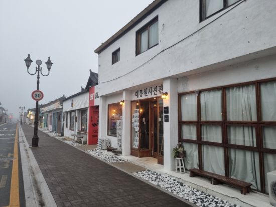 釜山発！慶州観光ツアー2大世界遺産巡り 仏国寺や話題の皇理団通りを巡る＜1日／日本語ガイド選択可／貸切／送迎付＞