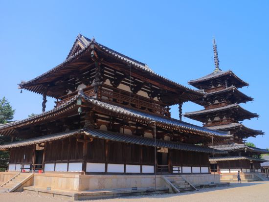奈良駅発 日帰りバスツアー 法隆寺＋中宮寺＋慈光院＋薬師寺＋唐招提寺＜約7時間／昼食付／JR奈良駅・近鉄奈良駅発＞