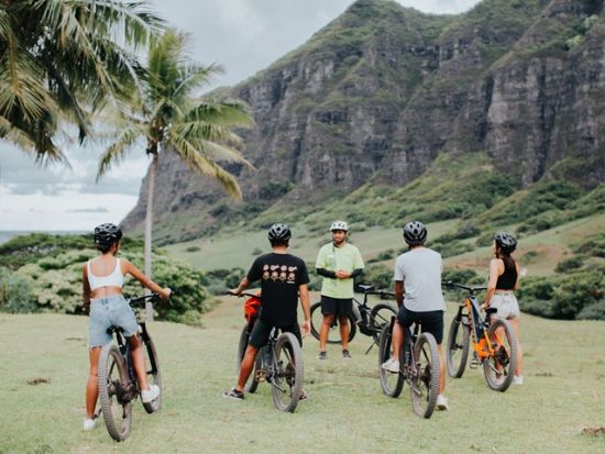 クアロア・ランチ　大自然を楽しむ電動アシスト付きマウンテンバイクツアー　選べる初心者または上級者レベル＜2～3時間／送迎付きプランあり＞