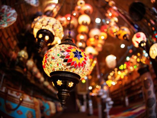 【シンガポール1日観光ツアー】リバーボート乗船＋ガーデンズ・バイ・ザ・ベイ＋アラブストリート＋富の噴水で運気UP！＜1日／日本語ガイド／S$10昼食クーポン券＞