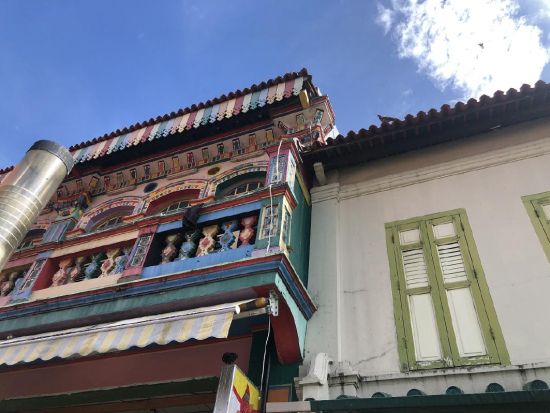 【シンガポール1日観光ツアー】リバーボート乗船＋ガーデンズ・バイ・ザ・ベイ＋アラブストリート＋富の噴水で運気UP！＜1日／日本語ガイド／S$10昼食クーポン券＞