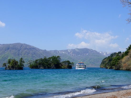 貸切観光タクシー 十和田湖と十和田市現代美術館めぐり＜青森屋発八戸駅着／7時間＞ by ポストタクシー