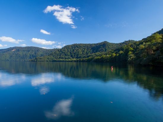 貸切観光タクシー 十和田湖と十和田市現代美術館めぐり＜青森屋発八戸駅着／7時間＞ by ポストタクシー