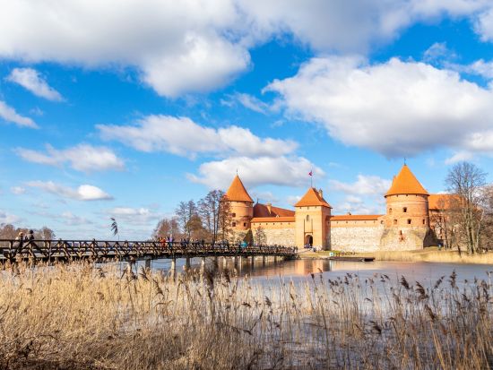 トゥラカイ　半日観光ツアー ＜車＋ガイド貸切／ヴィリニュス発＞