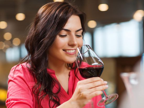 スノコルミー滝＆ワイナリー見学　半日観光ツアー ＜日本語ドライバーガイド＞