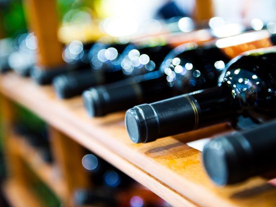 スノコルミー滝＆ワイナリー見学　半日観光ツアー ＜日本語ドライバーガイド＞