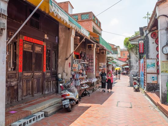 彰化─鹿港老街(shutterstock_1485458456)─僅供刊物用途