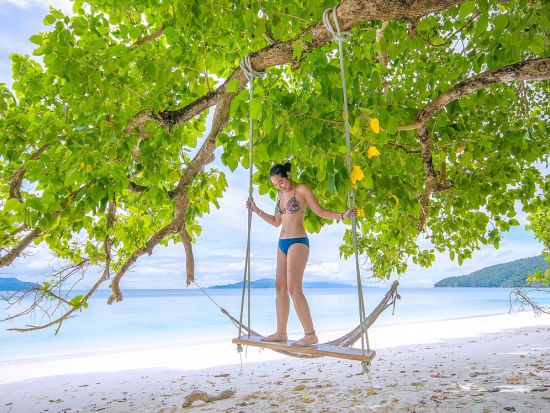 選べるコーラル島ツアー☆マリンアクティビティも楽しめる☆1日プランと午後からの半日プランをご用意！＜英語ガイド／送迎付＞