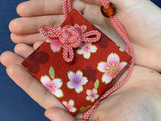 手作り体験2種と贅沢コース料理満喫ツアー　干菓子作り＋匂い袋作り＋囲炉裏料理エビス亭のコース料理　茶室での呈茶付き＜ランチまたはディナープラン／平戸市＞