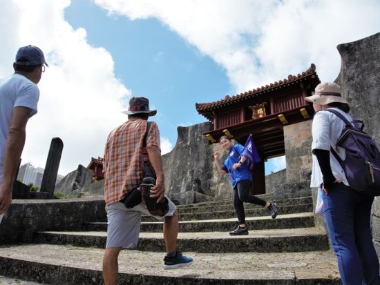 ガイドと歩く！那覇まちま～い　首里城物語り ＜午前・午後／那覇首里城公園発＞