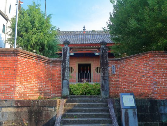 唐人屋敷跡散策ツアー　土神堂＋天后堂＋観音堂＋福建会館など　地元ガイドと一緒に歴史と文化を感じる街歩き＜午前・午後／約2時間／長崎市＞