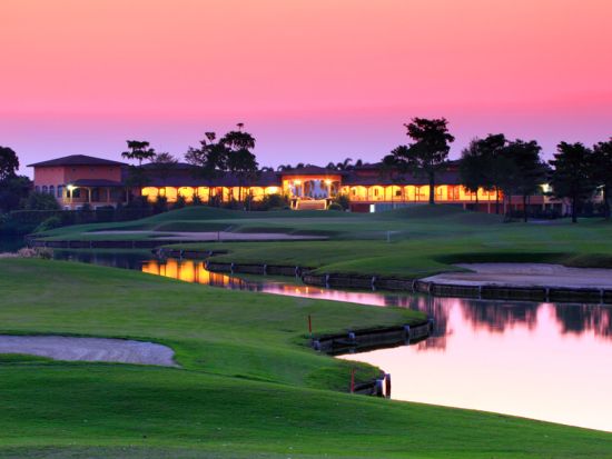 カスカータ ゴルフ クラブ　送迎付きゴルフツアー＜空港送迎選択可／日本語ガイド付／カート代込＞