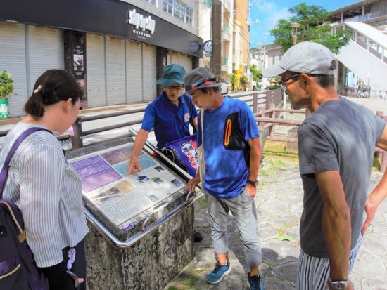 ガイドと歩く！那覇まちま～い　国際通りのワキ道ヨコ道ウラの道 ＜午前・午後／那覇 ゆいレール美栄橋駅発＞