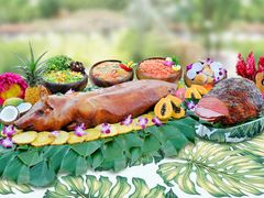 Waikiki Luau Buffet