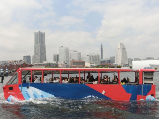 【水陸両用バス】スカイダック横浜｜バスのまま海へスプラッシュ！水上走行で横浜観光 ＜みなとハイカラコース＞