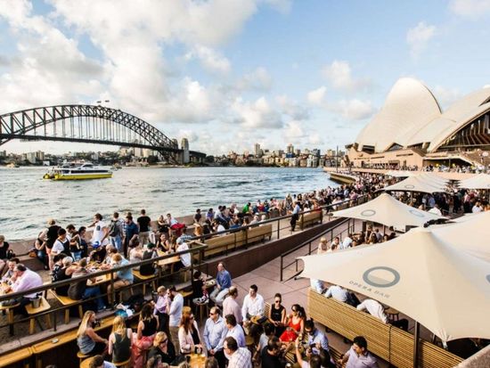 opera-bar-hero.jpg.image.1600.900.high