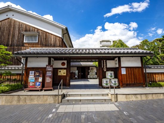 神戸街歩きツアー 日本一の酒処、灘の酒蔵を巡る＜3時間／魚崎駅発＞