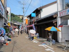 勝本朝市