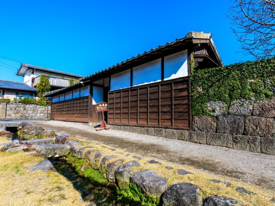 長崎市内発着貸切観光タクシー　島原巡礼 武家屋敷＋島原教会＋雲仙岳災害記念館＋吉利支丹墓碑＋有馬キリシタン遺産記念館など＜7時間＞ byブルーキャブ