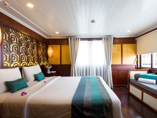 世界遺産ハロン湾1泊2日クルーズ「バーヤクラシック号」伝統的な木造テイストの帆船でアットホームな船旅を満喫