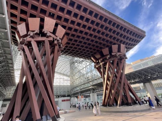 【空港送迎】小松空港⇒金沢駅周辺・片町・香林坊 空港送迎タクシー＜1時間／1～6名＞by 小松タクシー