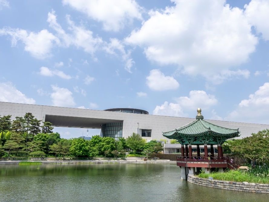 美術館＆博物館巡り 韓国でアートを楽しもう！国立中央博物館＋