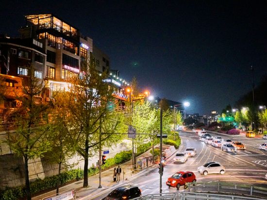 「梨泰院クラス」夜のドラマロケ地巡り＊選べるルーフトップまたはNソウルタワー夜景観賞＜明洞送迎／日本語ガイド／タンバム夕食付きプランあり＞