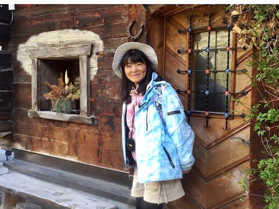 鎌倉生まれ鎌倉育ちのベテランガイド ミラクルミホの鎌倉散歩！銭洗弁天で正式参拝方法を伝授  鶴岡八幡宮などアレンジ自由なプライベートツアー＜1日／鎌倉駅発＞