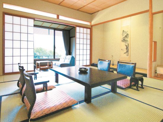 【上野駅発】群馬県 伊香保温泉行きツアー JR＋福一1泊2日 こだわりの厳選素材を使った和食会席 予約と同時に座席指定！