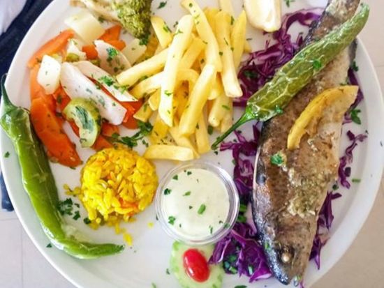 ミデルト昼食(焼きマス)