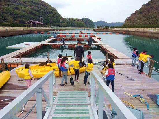 カヤック体験　透明度抜群！ エメラルドグリーンの海をカヤッククルージング＜1時間30分／壱岐市＞ by 壱岐イルカパーク＆リゾート