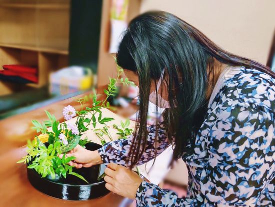 都内で華道体験！有資格者が教えます♪季節を感じる本格生花レッスン＜1時間／井の頭線 池ノ上駅＞