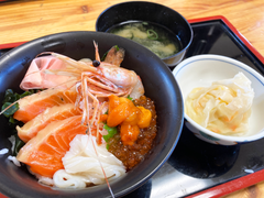 特製海鮮丼
