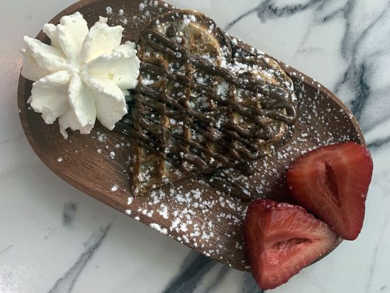 バンクーバー フードツアー　オシャレエリアとして注目されるガスタウンで食べ歩き！立ち寄り7箇所＜英語ガイド＞