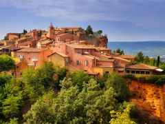 France_Provence_Roussillon_Village_123RF_15411920_ML