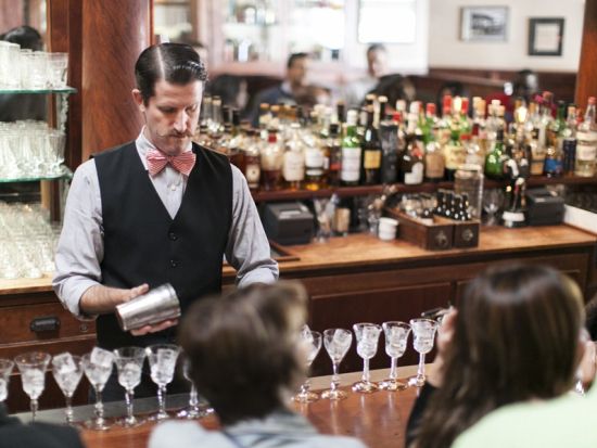 サンフランシスコグルメツアー　リトルイタリーともいわれるノースビーチで4つのレストランを巡る！＜3時間／英語ガイド＞