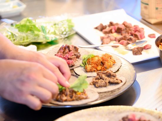 【ベルトラ限定】SUPスクール＋Ulalenaランチ付きプラン　富士山をバックに三保の海でSUPを体験！＜半日／清水＞by gosea's surf