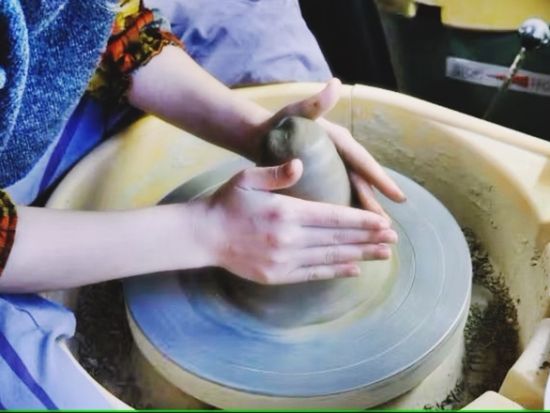 陶芸体験 北茨城産の粘土で作る電動ろくろor手びねり 未経験者歓迎！作品を2個作成できます♪＜北茨城市／2時間＞