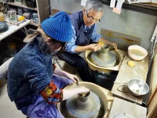 陶芸体験 北茨城産の粘土で作る電動ろくろor手びねり 未経験者歓迎！作品を2個作成できます♪＜北茨城市／2時間＞