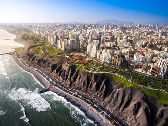 Peru_Lima_shutterstock_1047718252