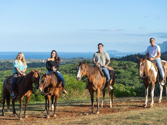 乗馬体験(0.5～2時間)　2歳から参加OKの子供向けコースやサンセット、貸切ランチ付きなど選べるコースで広大な牧場を満喫！＜ガンストック牧場／現地集合＞
