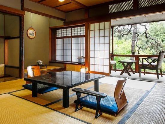 20220407230700_1991597410_15756